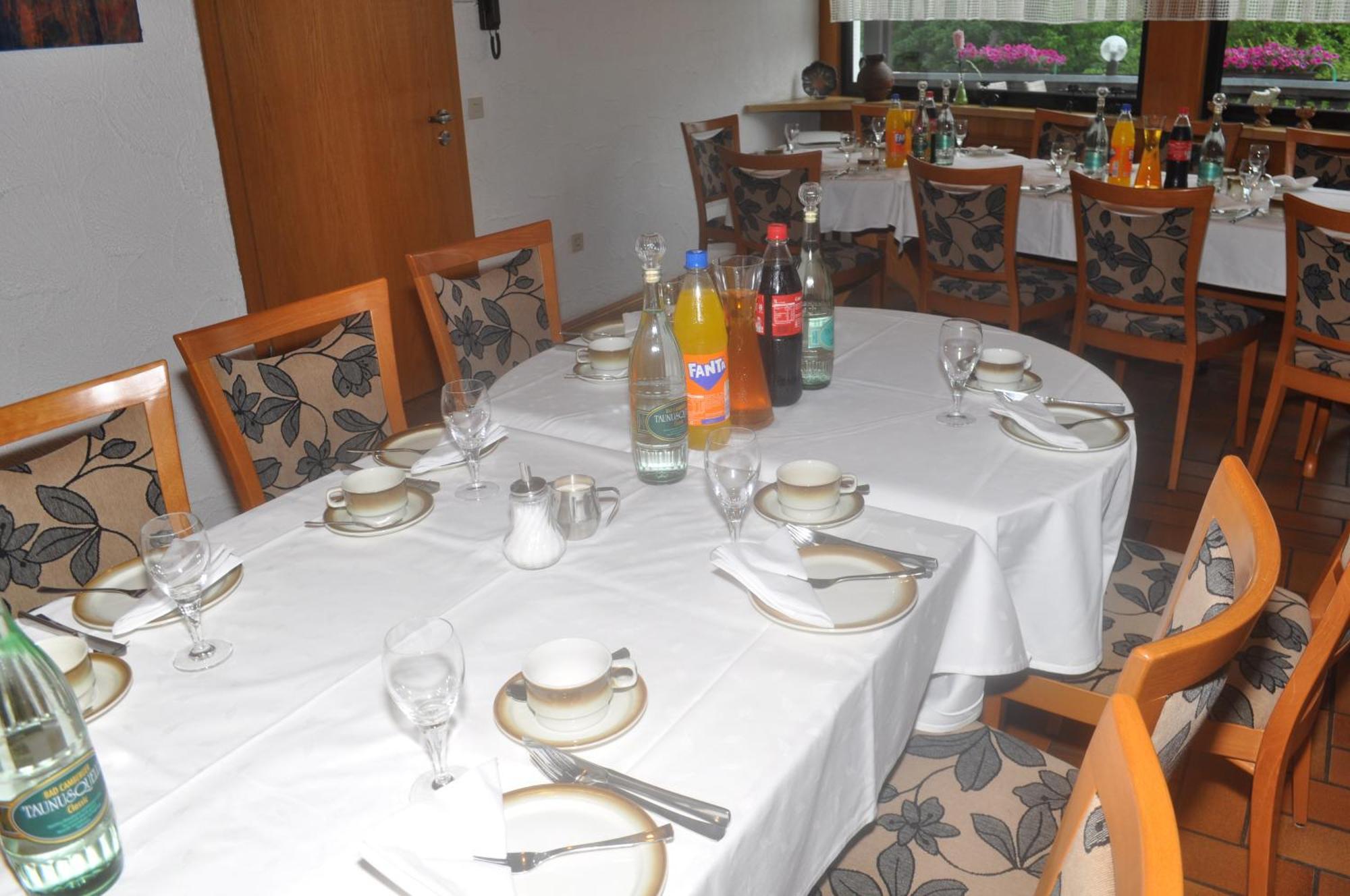 Hotel Kuehns Muehle Oestrich-Winkel Bagian luar foto