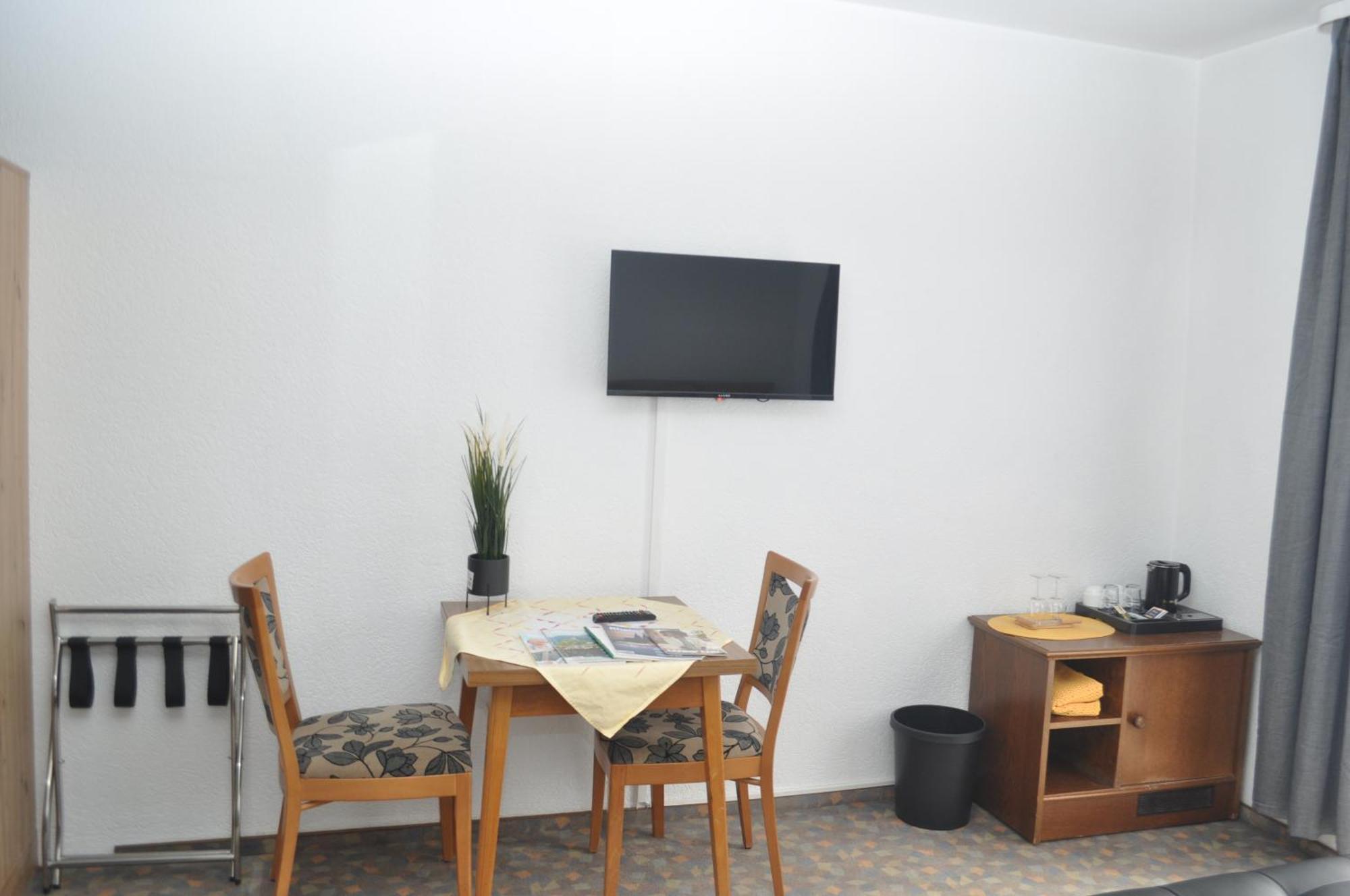 Hotel Kuehns Muehle Oestrich-Winkel Bagian luar foto